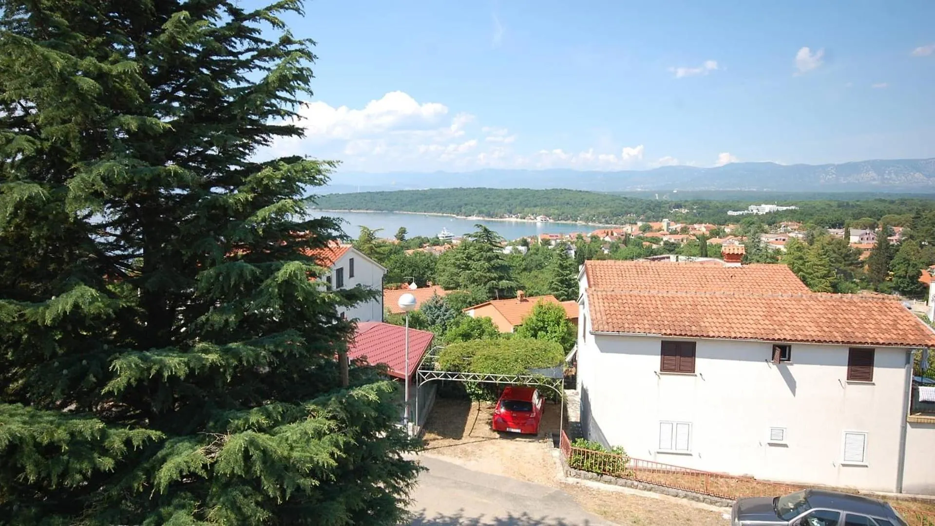Apartments With A Parking Space Njivice, Krk - 21762 0*, Njivice Croatia