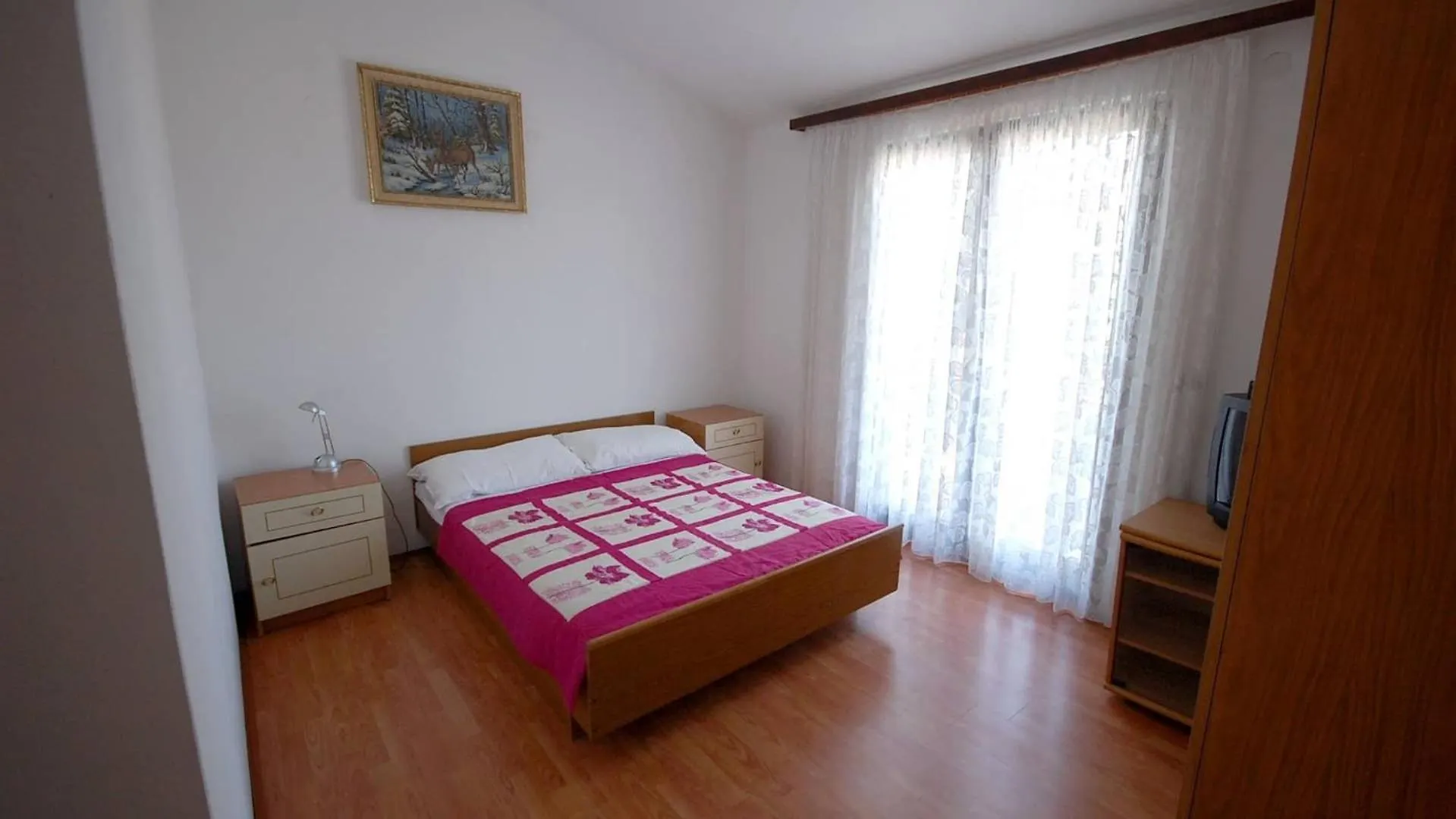 Apartments With A Parking Space Njivice, Krk - 21762  Njivice