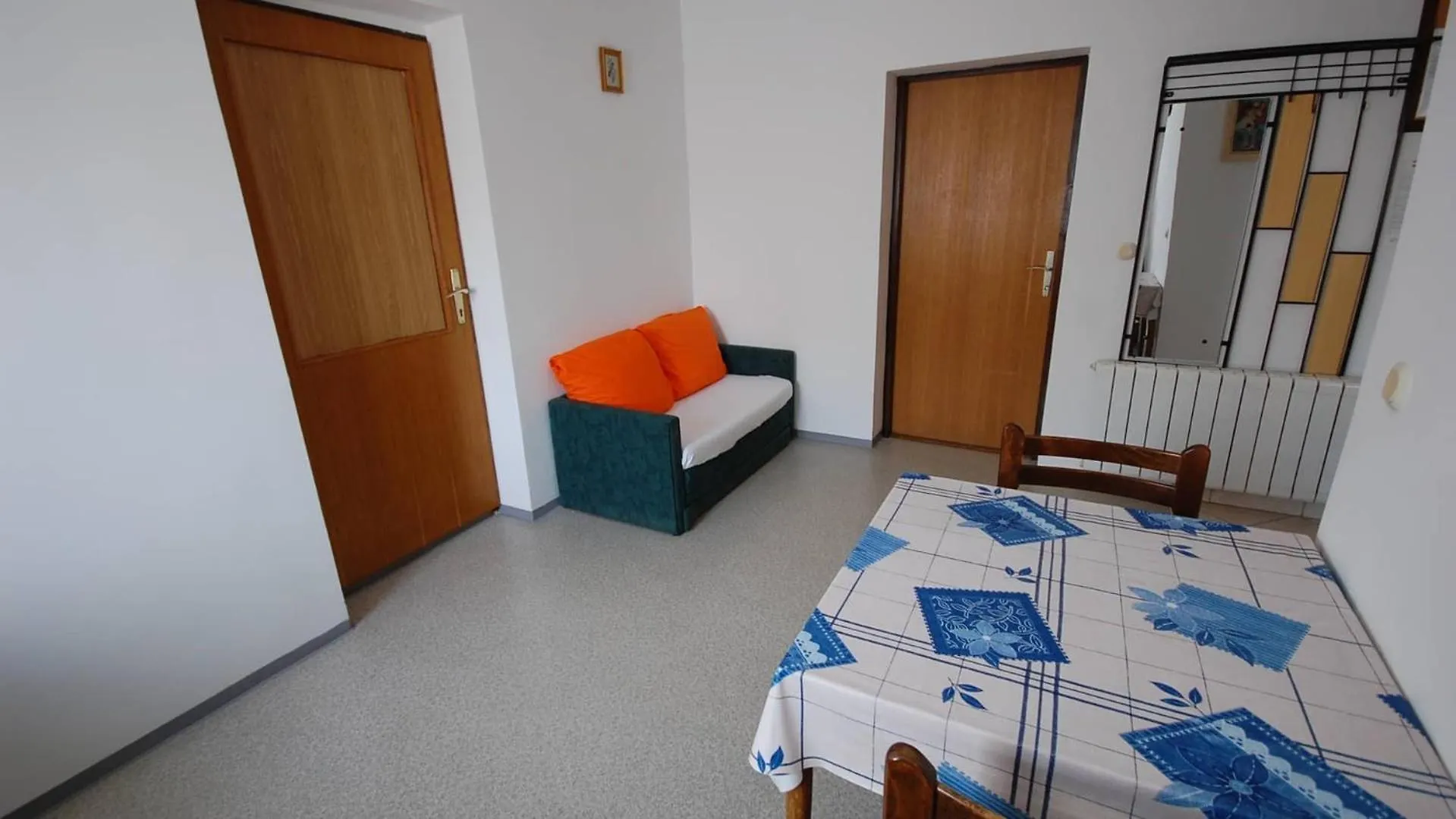 Apartments With A Parking Space Njivice, Krk - 21762 Croatia