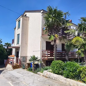  Apartman Ivo