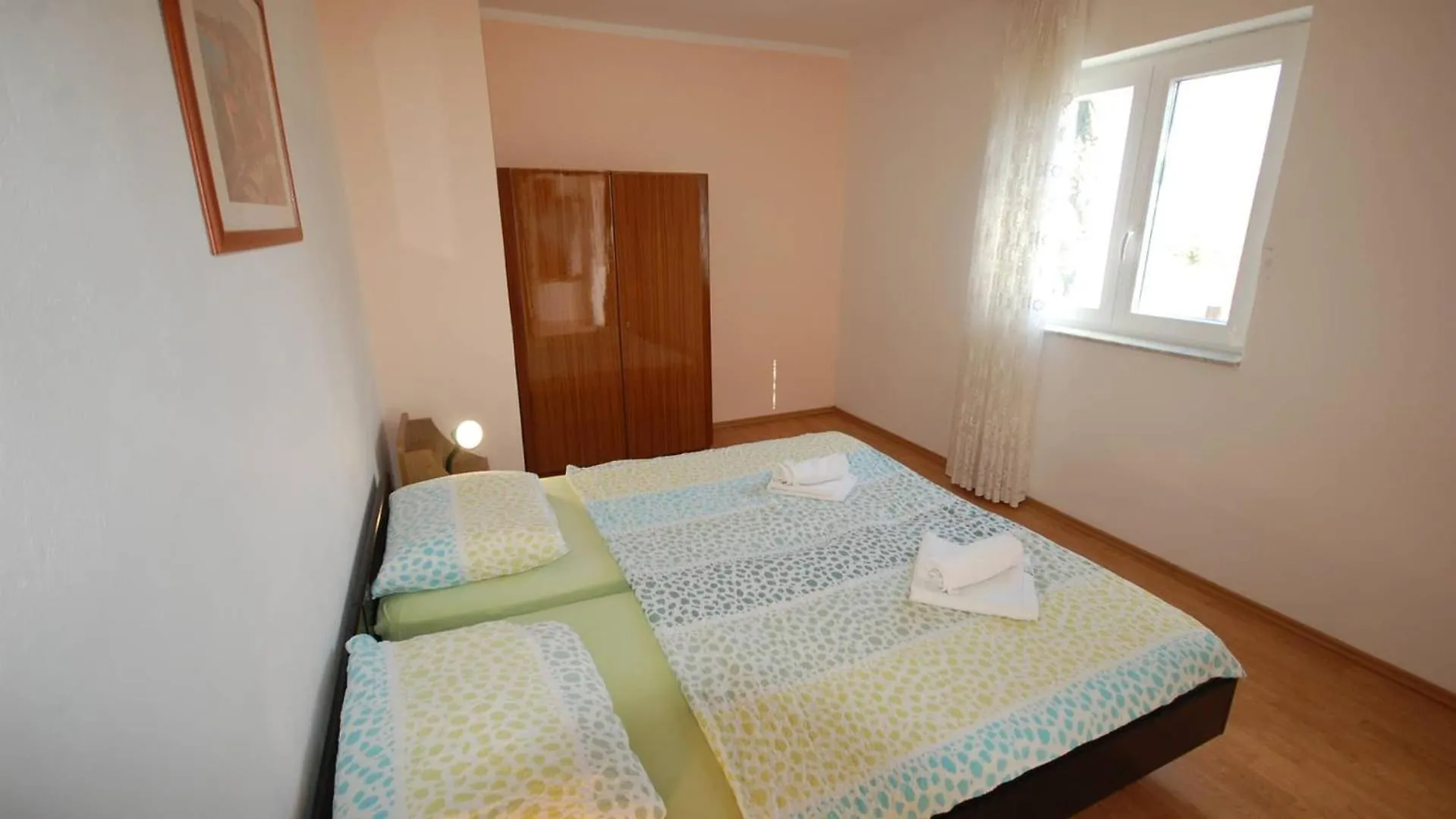 Apartments With A Parking Space Njivice, Krk - 21762 Hırvatistan